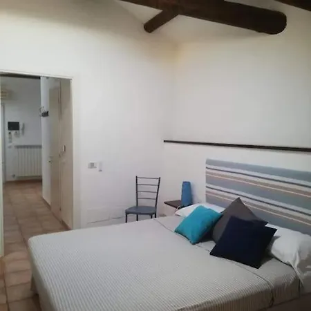 Apartment Mansardina In Centro Civitanova Marche